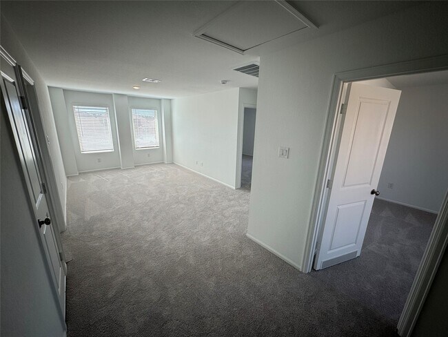 Building Photo - 18635 Gravago Ln