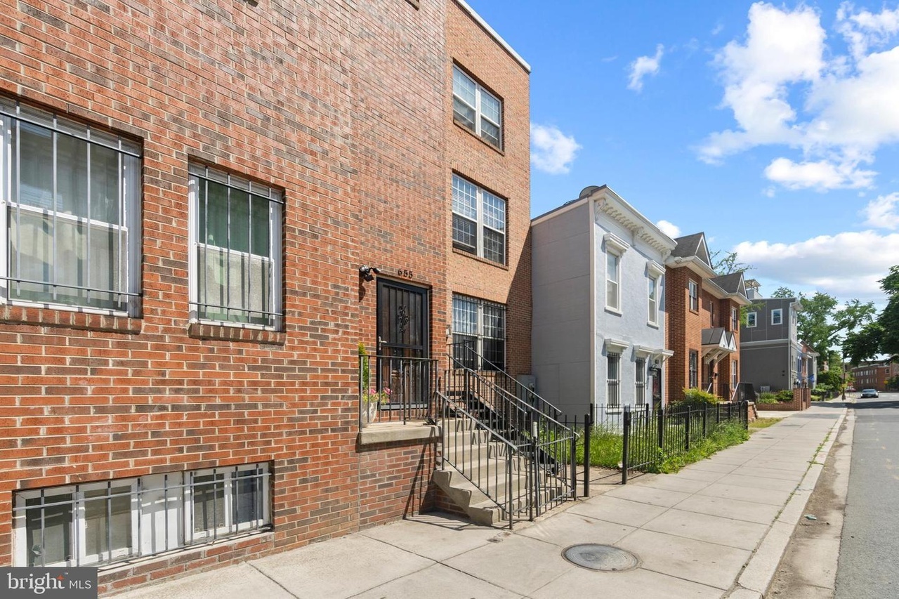 Front view from 16th St (front door) - 655 16th St NE