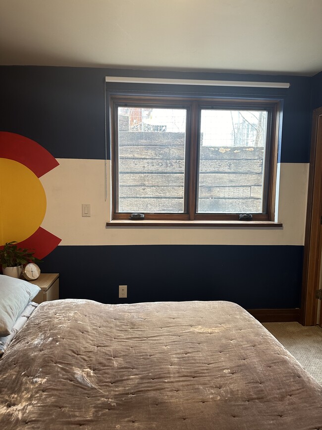 Building Photo - 640 Lincoln Ave