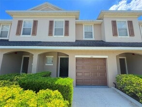 Building Photo - 1390 Grantham Dr