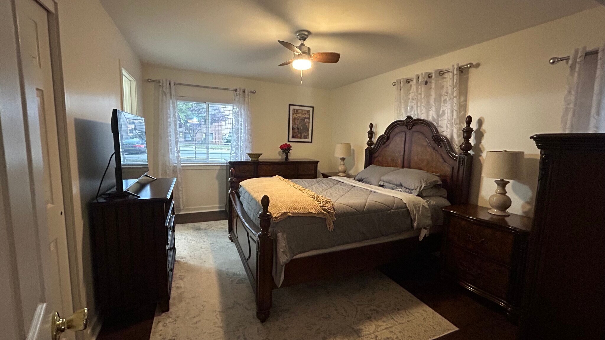 Building Photo - 4003 Eastview Ln