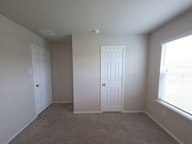 Building Photo - 7005 Luella Dr