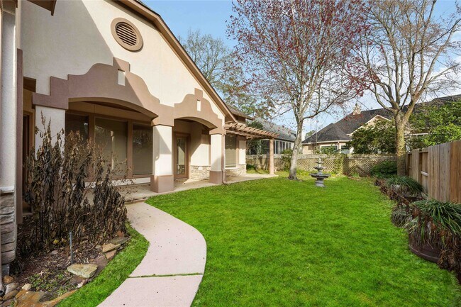 Building Photo - 102 W Racing Cloud Ct