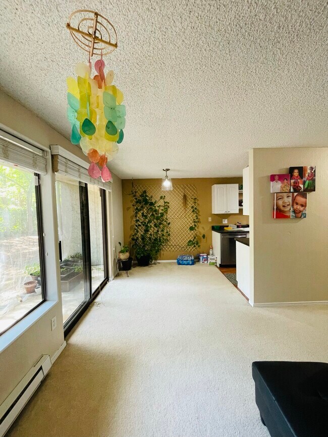 Building Photo - 12521 NE 117th Pl