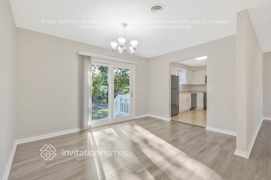 Building Photo - 5020 Chivalry Dr