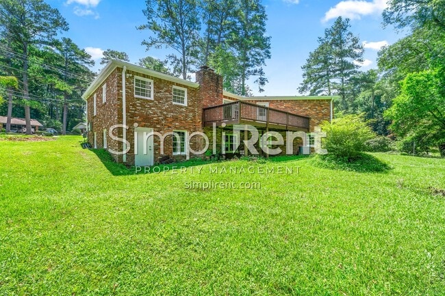 Building Photo - Charming 4 Bd / 2 Bath in College Park!