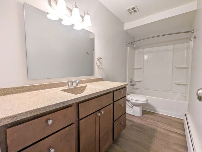 Building Photo - 1720 Porter St SW