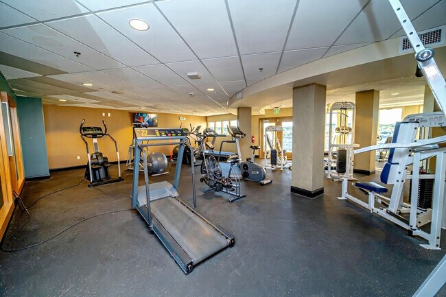 Building Photo - 3404 American Dr