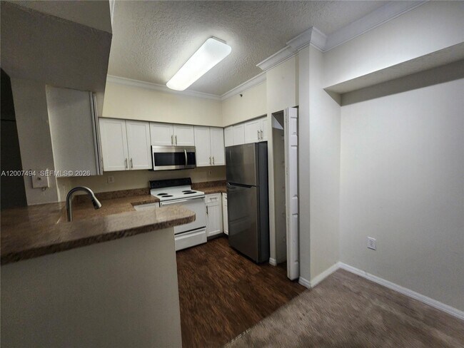 Building Photo - 101 SW 117th Ave