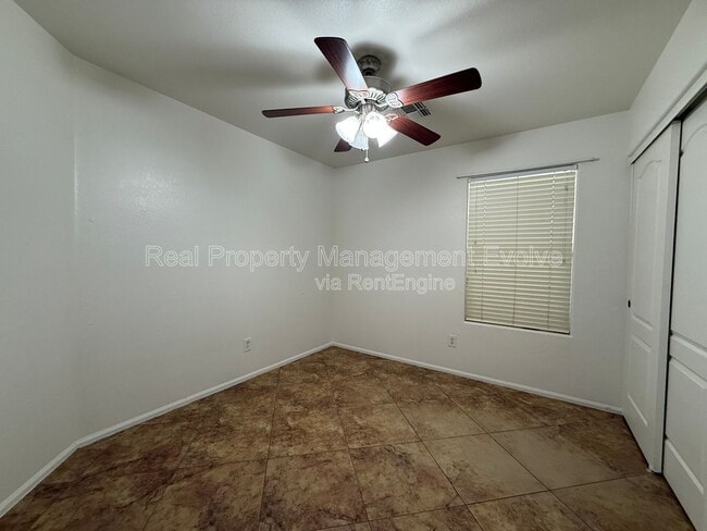 Building Photo - 28418 N 25th Ave