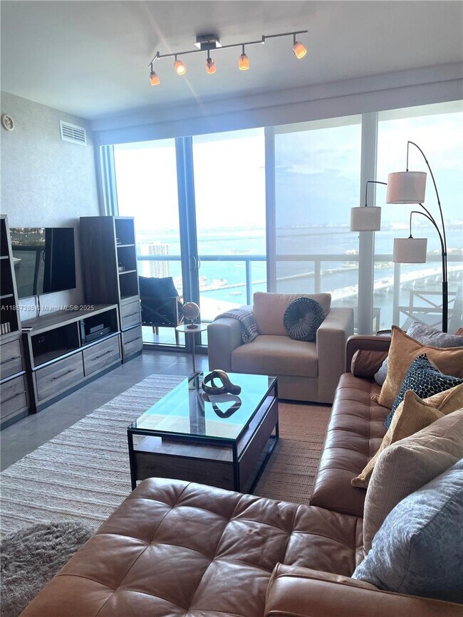 Building Photo - 888 Biscayne Blvd