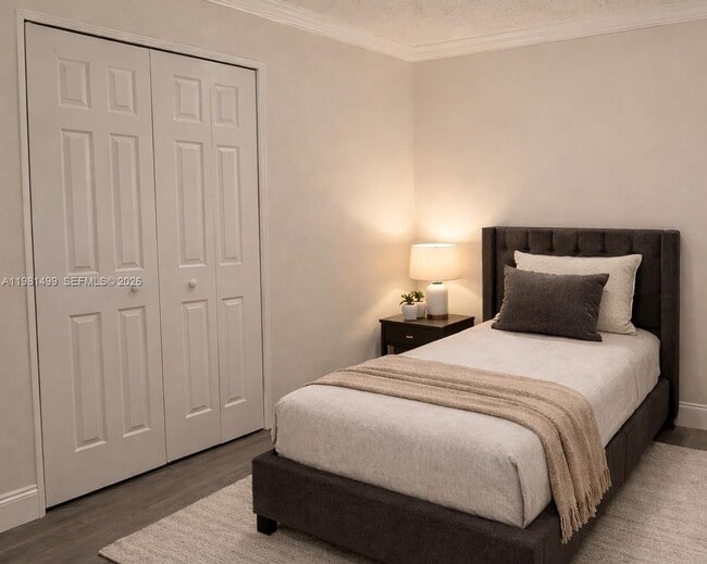 Building Photo - 126 SW 17th Rd