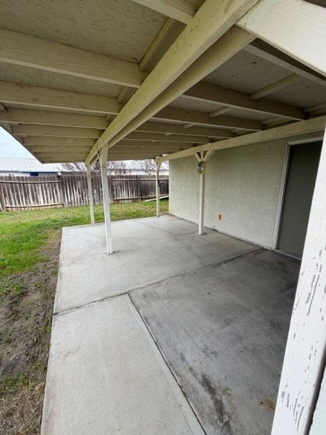 Building Photo - 10908 Michele Ave