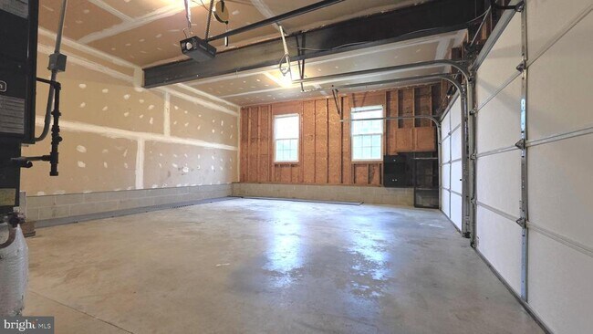 Building Photo - 62 Liberto Ln