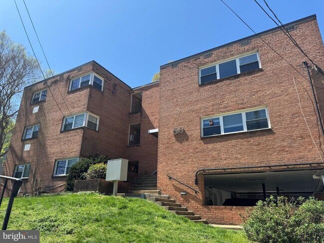 Building Photo - 1510 N Rolfe St