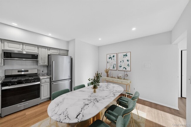 Building Photo - 12 Scotchtown Ave