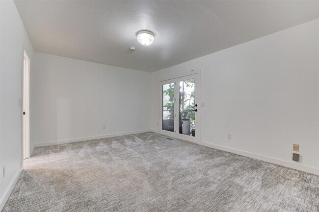 Building Photo - 6413 Centennial Ct