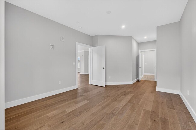 Building Photo - Gorgeous 2 Bed + Office | 2 Bath | 1,771 Sq Ft | Brand New Construction