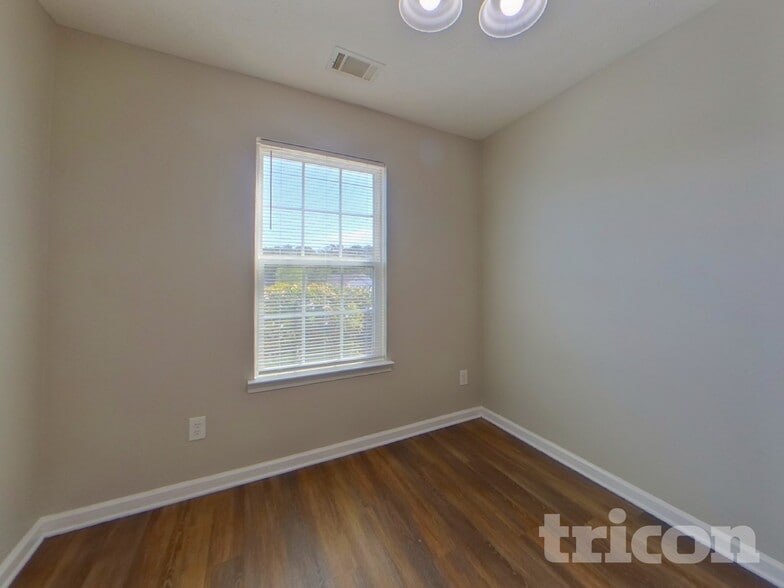 Building Photo - 80 Tinsley Cir