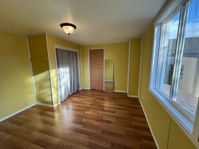 Building Photo - 1115 S 2nd St