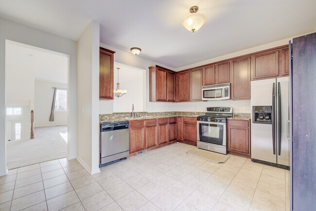 Building Photo - 3414 Cameron Dr