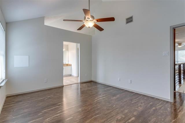 Building Photo - 3005 David Dr