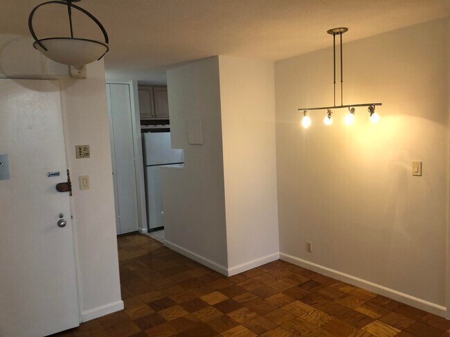 Building Photo - 7004 JFK Blvd E