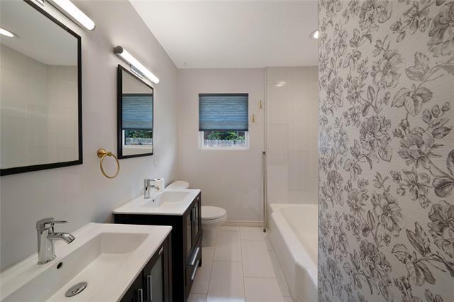 Building Photo - 10208 San Lorenzo Dr