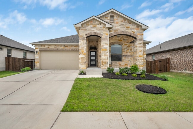 Building Photo - Furnished in Pflugerville!