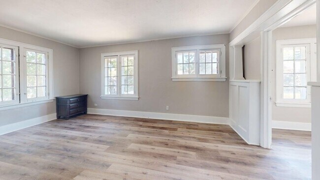 Building Photo - 294 Madison Ave