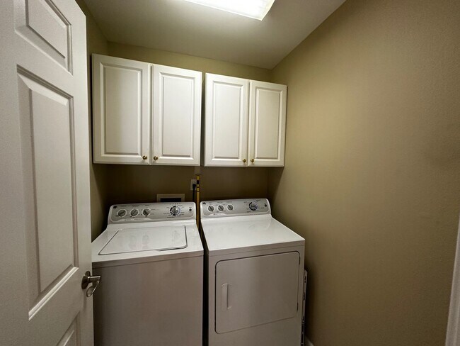 Building Photo - 4895 Heritage Park Blvd