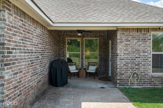 Building Photo - Gorgeous Home For Rent!!