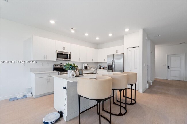 Building Photo - 11932 SW 241 Ter