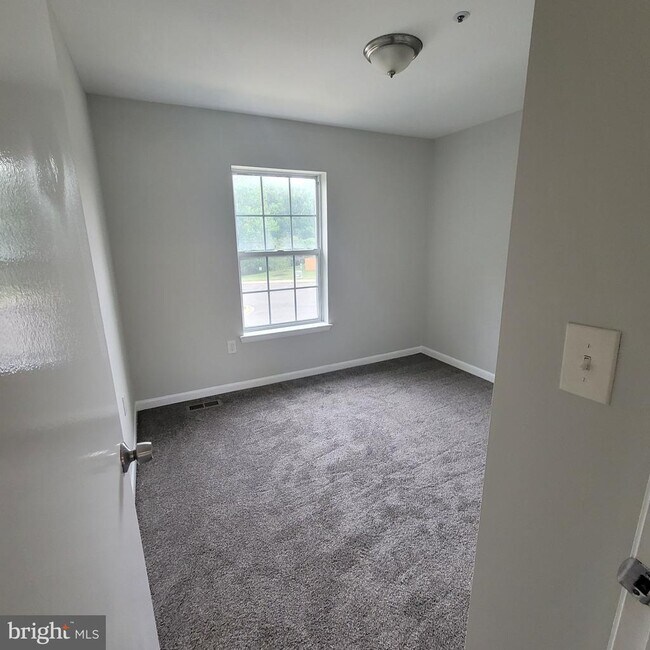 Building Photo - 3733 Monacco Ct