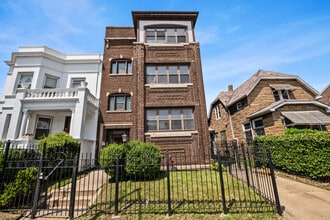 Building Photo - 6144 S Indiana Ave