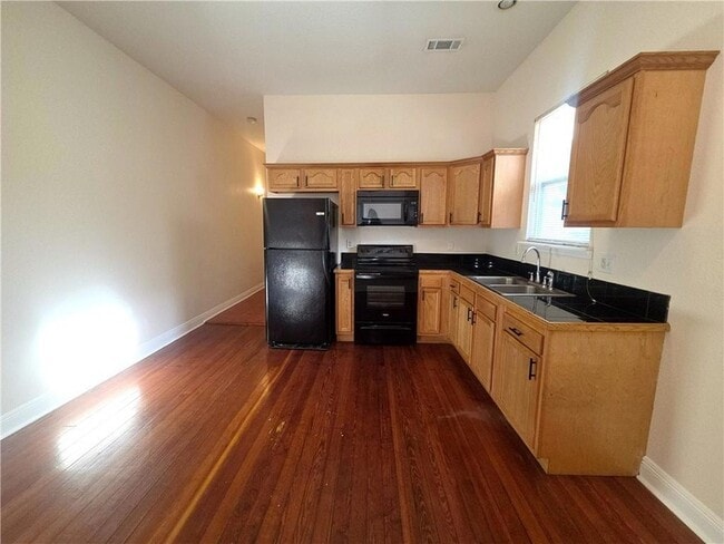 Building Photo - 2519 N Derbigny St