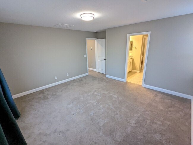 Building Photo - 6448 Earl Pike Ct