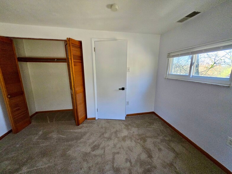 Bedroom 2 - 2612 Louisiana Ave