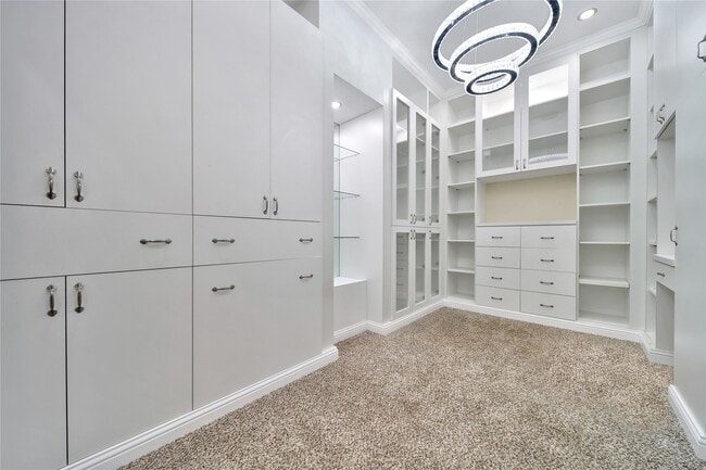 Building Photo - 22714 Alderdale Ln