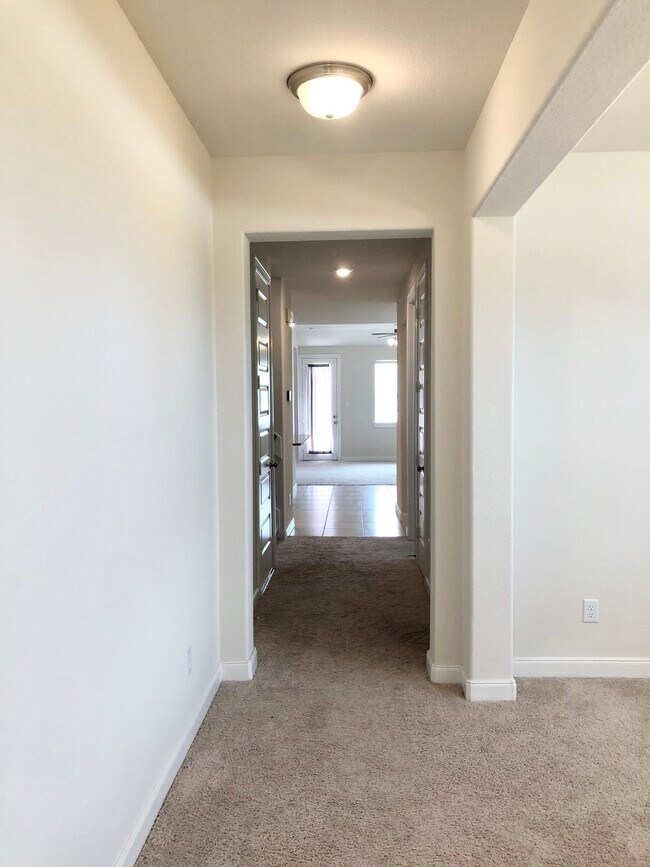 Building Photo - 12034 Dunsmore Gln Xing