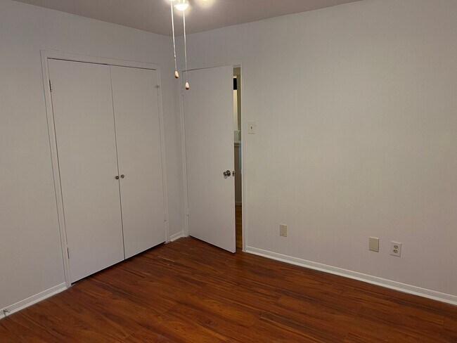 Building Photo - 6334 Cape Forward Dr