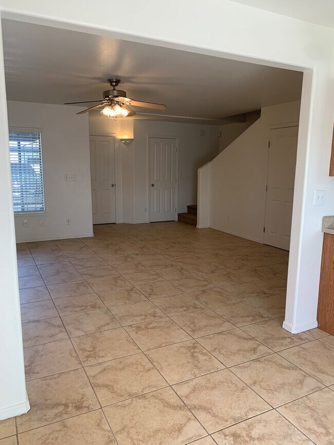 Building Photo - 8980 E Speedway Blvd