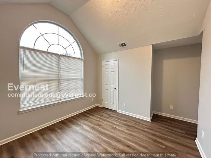 Building Photo - 3129 Far Emerald Land