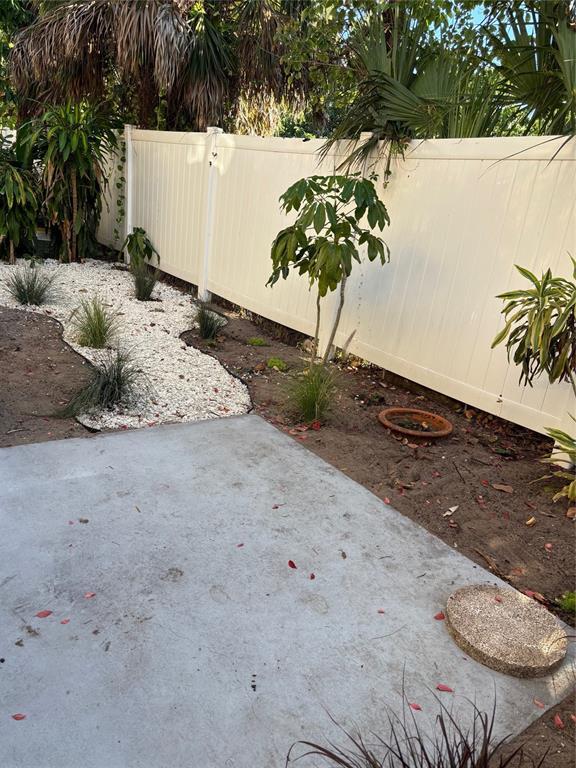 Building Photo - 4800 Rilma Ave