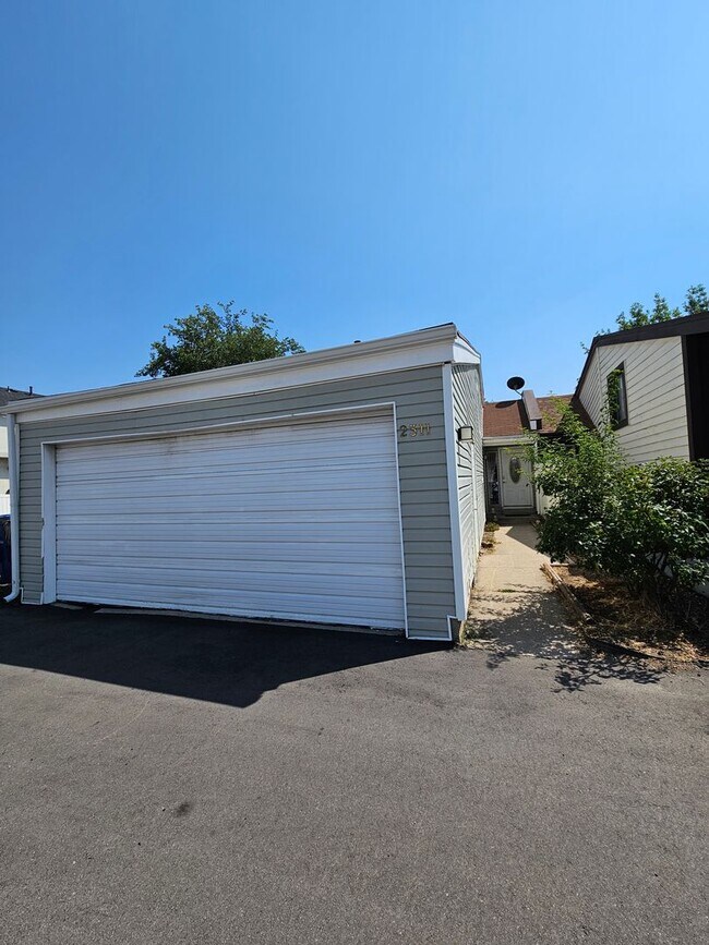 Building Photo - 2311 W 4130 S
