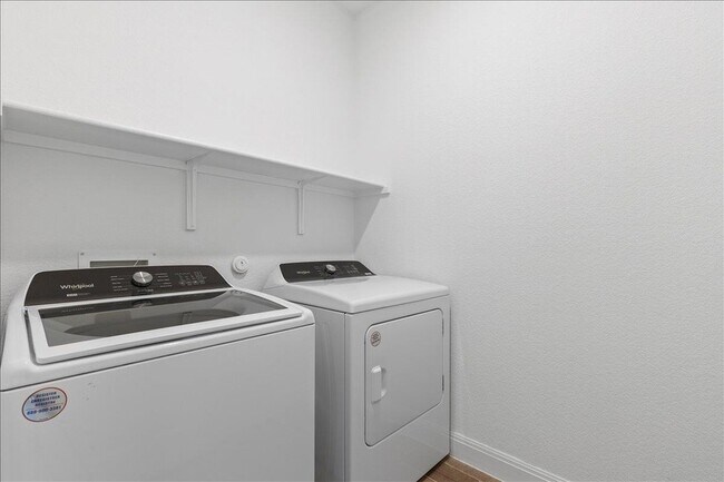 Building Photo - 11905 Paseo de los Lagos Ln