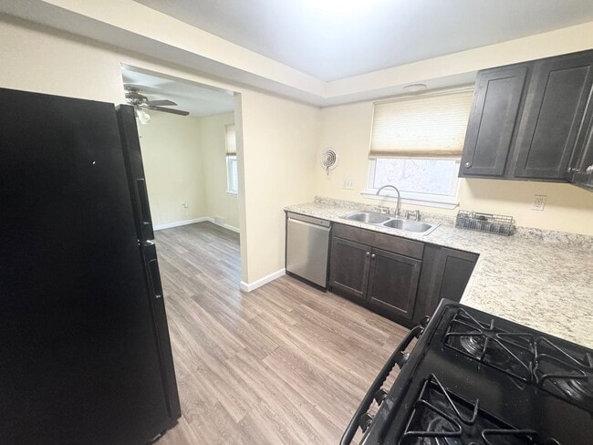 Building Photo - 2 Bed/2Bath Duplex in Ross Township