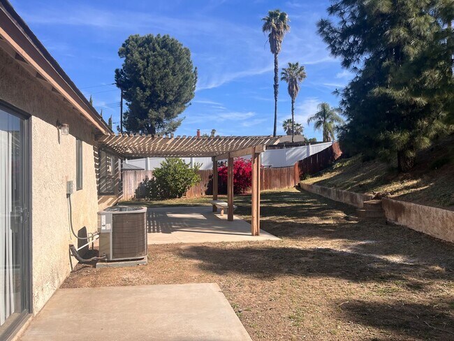 Building Photo - Beautiful 3bd/2ba home for rent in north part of Moreno Valley!