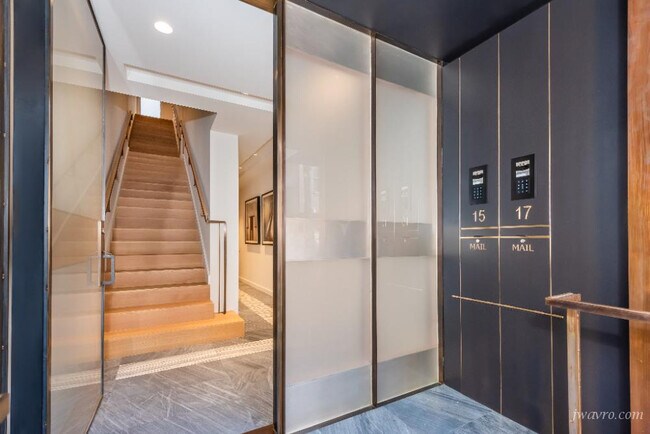 Building Photo - 17 Guy Pl