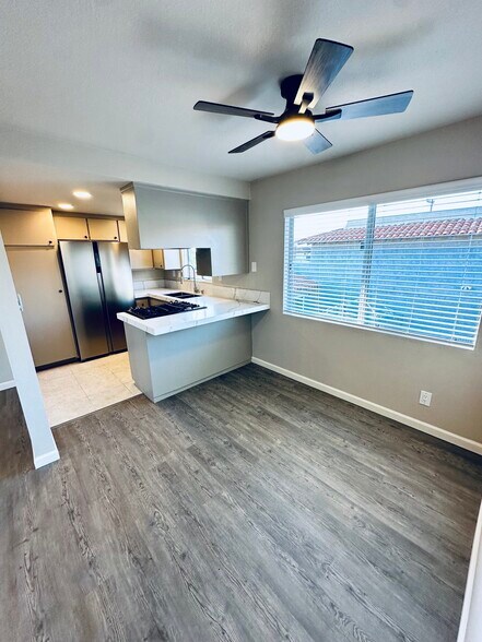 Building Photo - 16752 Lynn Ln